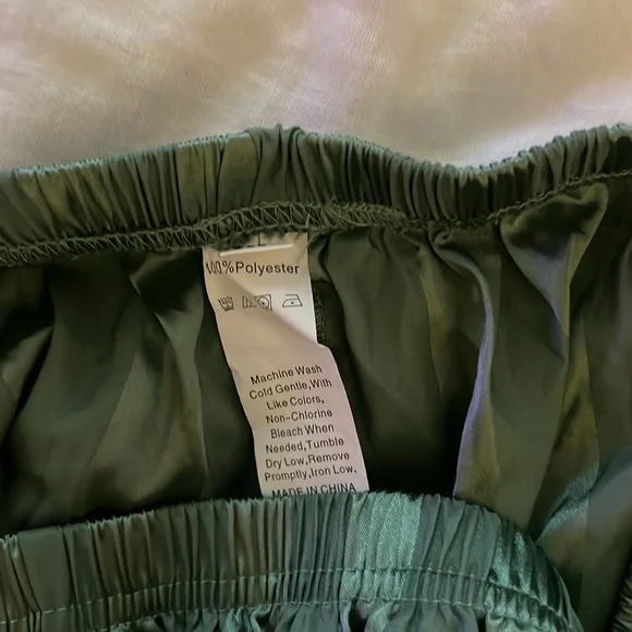 Pajama set - Picture 5 of 6